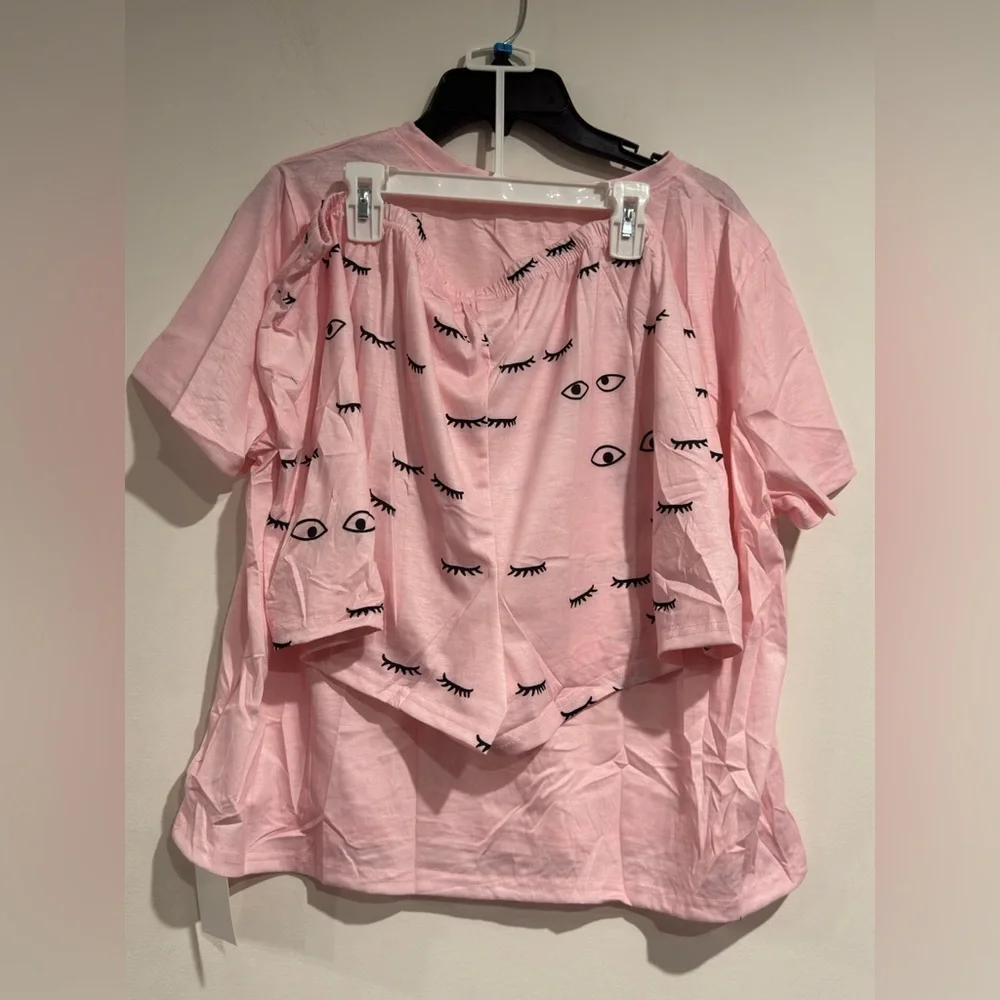 Wdirara Pajama Set, Pink Letter Printed Short Sleeves + Eye Printed Shorts XXXL - Picture 15 of 15